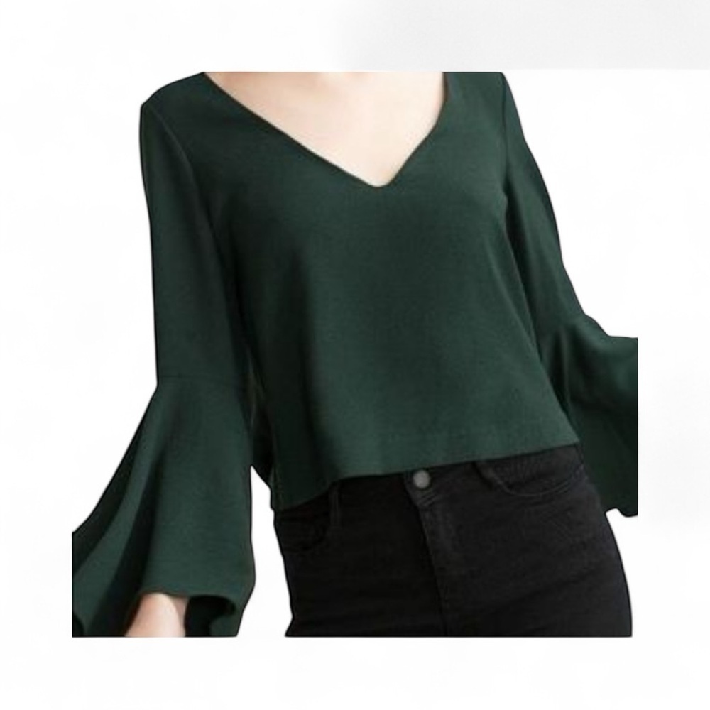 Zara bell sleeve blouse sz S forest green v-neck cropped